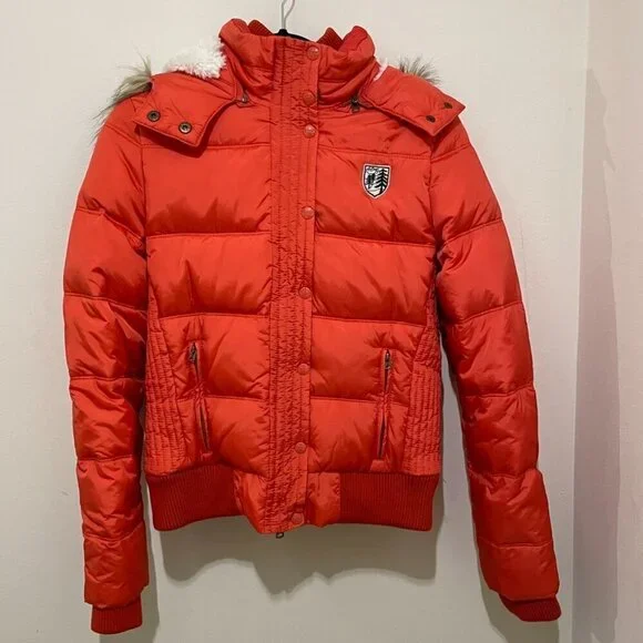 Women's American Eagle Puffer Coat, Size Large - Picture 2 of 16